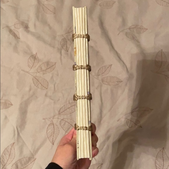 Notebook - Picture 3 of 5